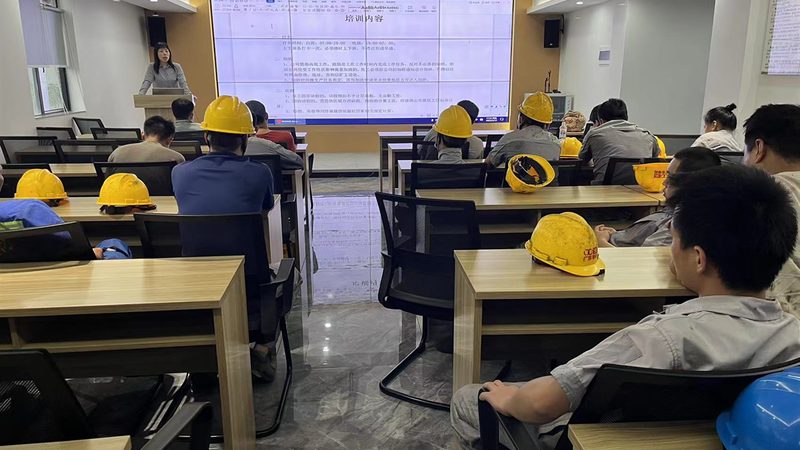 企业内训课程：分类解析与优缺点考量**