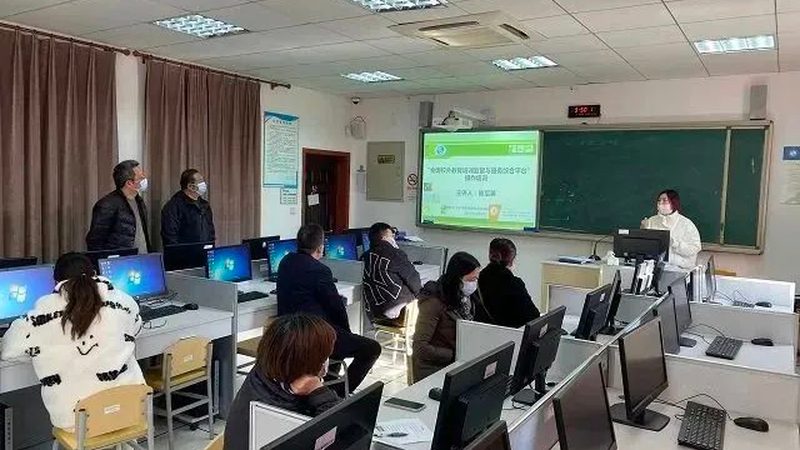 成都学历提升报名流程揭秘：关键步骤与注意事项