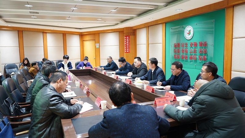 技能培训代理如何精准拓客：策略与技巧解析